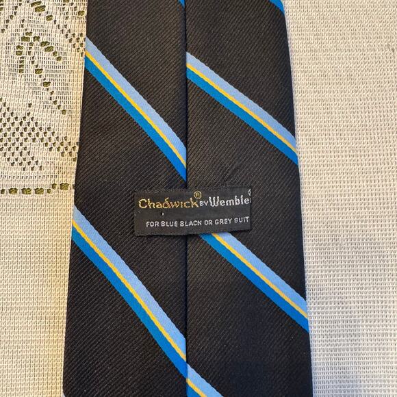 Vintage Chadwick by Wembley REPP Black/Blue/Yellow Stripe Men’s Necktie Preppy - Picture 11 of 13